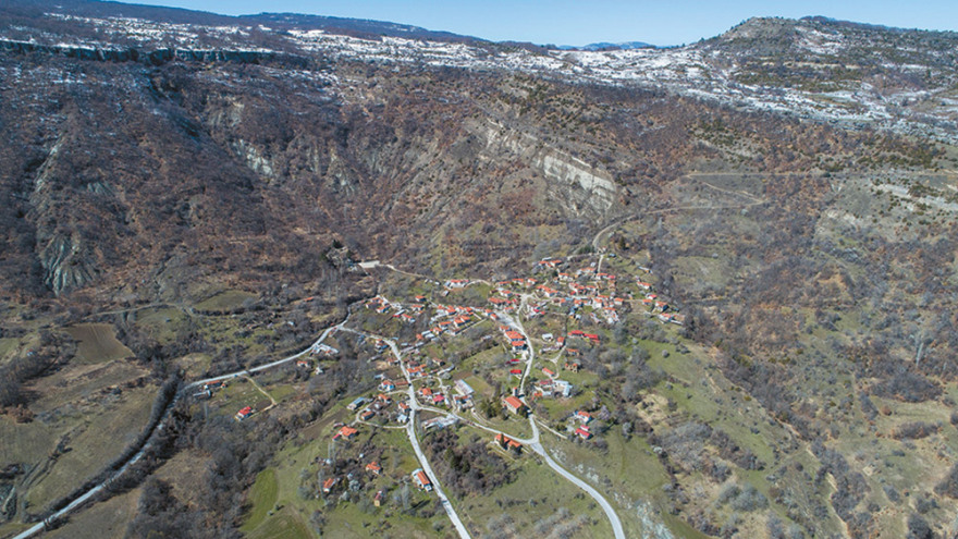 Κορωνοϊος-Καστοριά: Tο δράμα της γούνας - Γιατί θερίζει ο ιός στην περιοχή