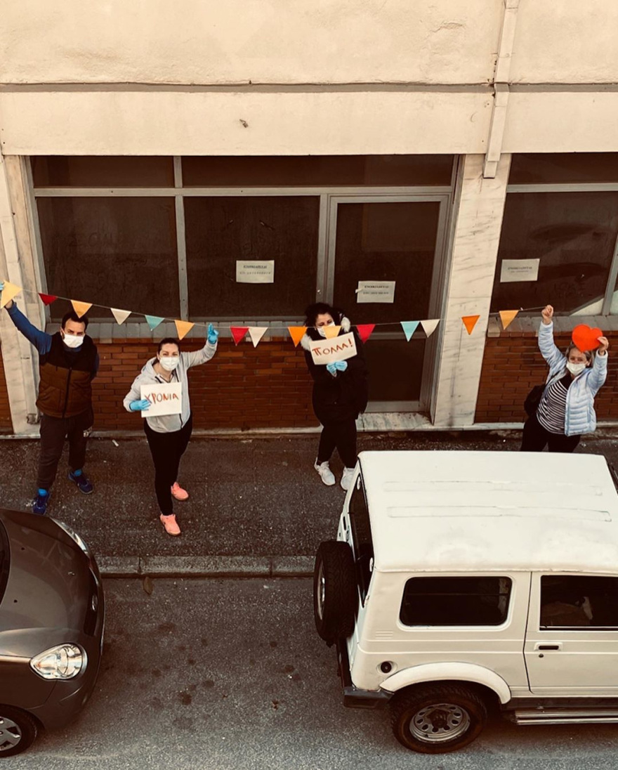 Άννα Κορακάκη: Η τούρτα γενεθλίων είχε θέμα τον κορωνοϊό