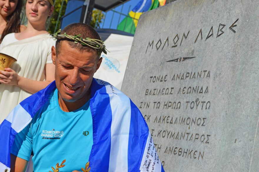 Κορωνοϊός: Ένας υπερμαραθωνοδρόμος μας συμβουλεύει πώς να γυμναζόμαστε