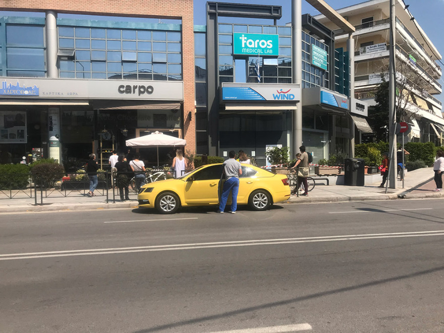 Απαγόρευση κυκλοφορίας: Η καλοκαιρία έβγαλε κόσμο έξω - Δείτε φωτογραφίες