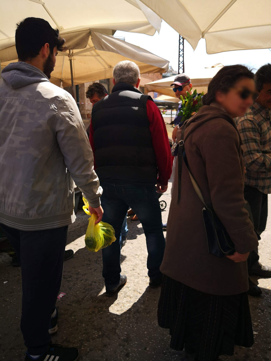 Απαγόρευση κυκλοφορίας: Η καλοκαιρία έβγαλε κόσμο έξω - Δείτε φωτογραφίες