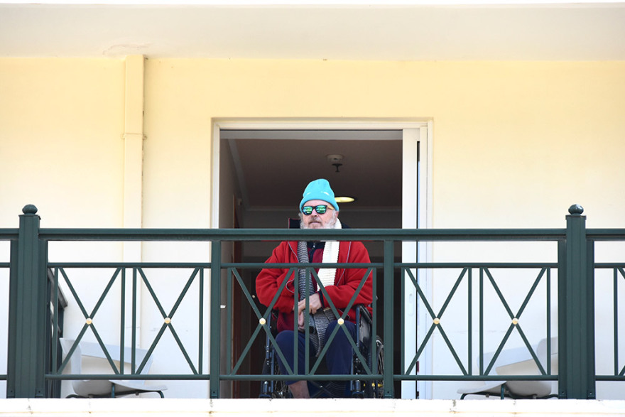 Κορωνοϊός: Στο γηροκομείο της Νέας Μάκρης ο Σωτήρης Τσιόδρας