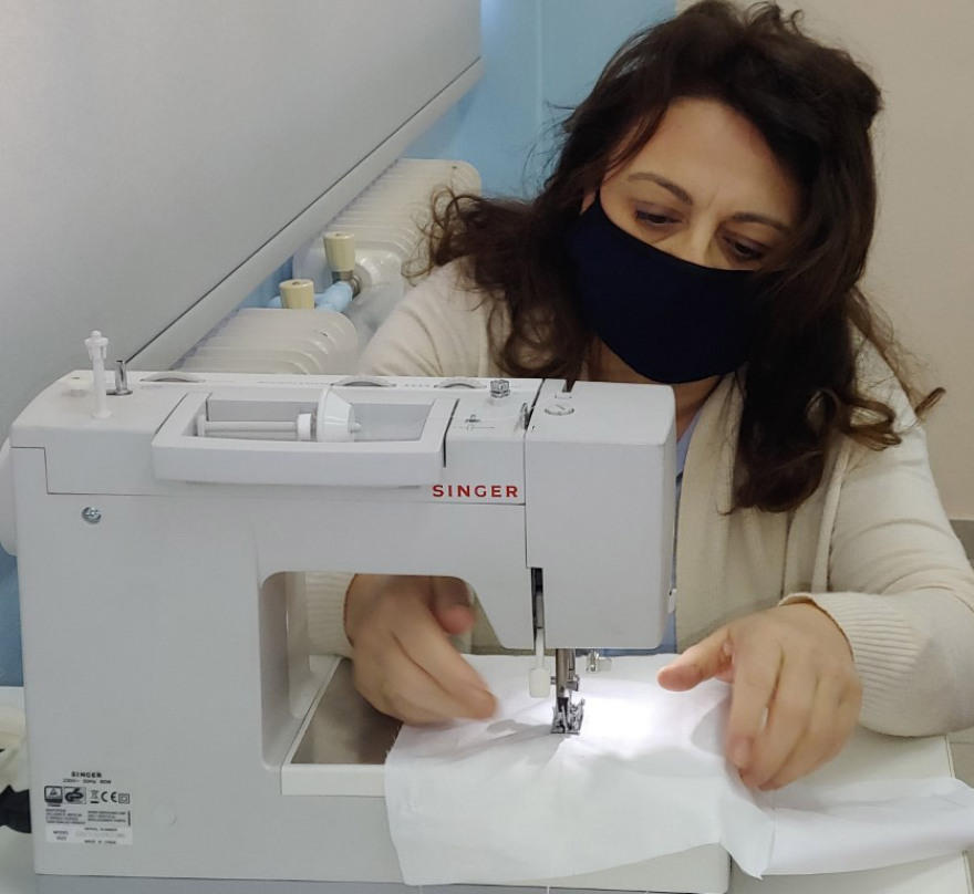 Μάσκες προστασίας ραμμένες από το δήμο Περιστερίου