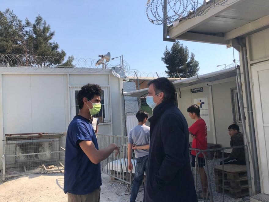 Κορωνοϊός: Το ΚΥΤ της Μόριας επισκέφθηκε ο πρόεδρος του ΕΟΔΥ