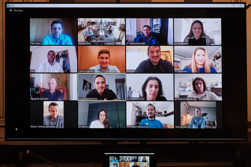 «Ζήσε Αθλητικά»: Τηλεδιάσκεψη Μητσοτάκη με Ολυμπιονίκες και πρωταθλητές - Βίντεο και φωτογραφίες