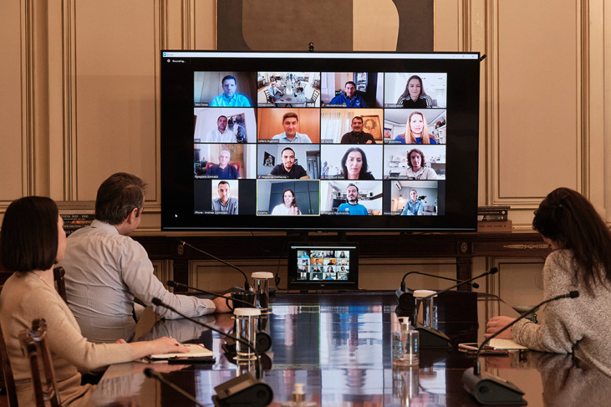 «Ζήσε Αθλητικά»: Τηλεδιάσκεψη Μητσοτάκη με Ολυμπιονίκες και πρωταθλητές - Βίντεο και φωτογραφίες