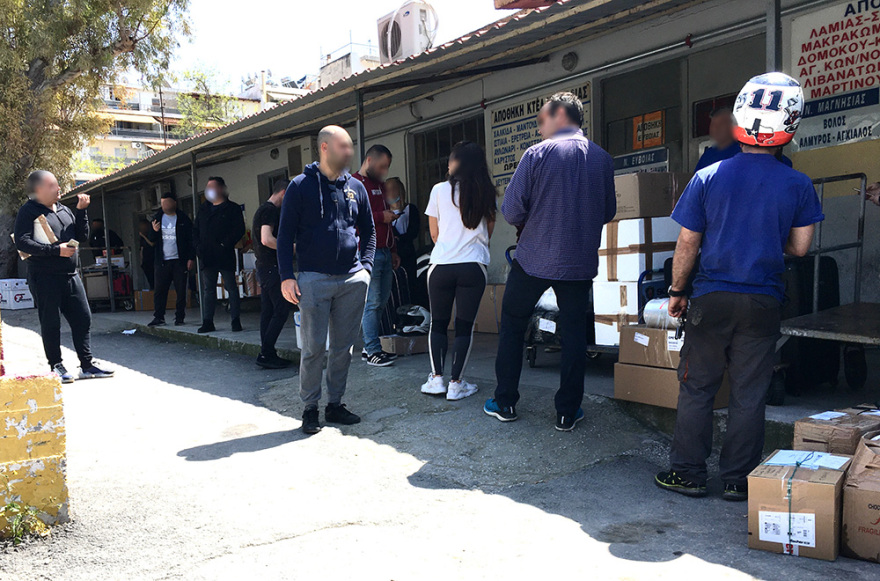 Κορωνοϊός: Στέλνουν το αρνί με το ΚΤΕΛ