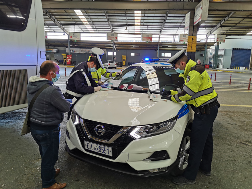 Έλεγχοι στα ΚΤΕΛ: Τσάκωσαν Αλβανούς εργάτες από τη Μύκονο με προορισμό την Ηγουμενίτσα