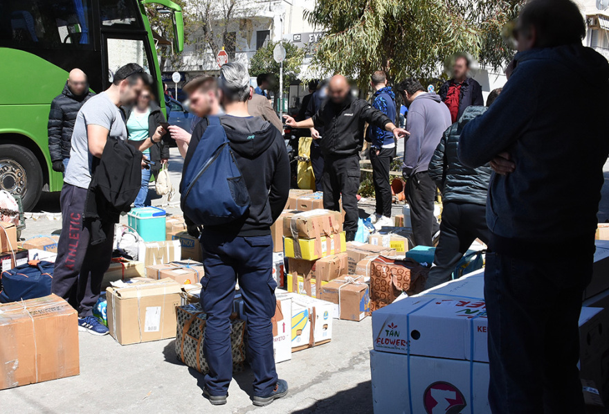 Απαγόρευση κυκλοφορίας: Αυξημένη η κίνηση στους δρόμους - Εντατικοί οι έλεγχοι της αστυνομίας