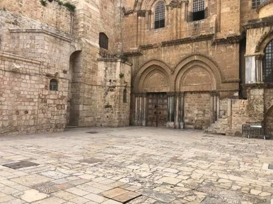 Πάσχα χωρίς πιστούς στους Αγίους Τόπους - Απόκοσμες εικόνες από την άδεια Ιερουσαλήμ