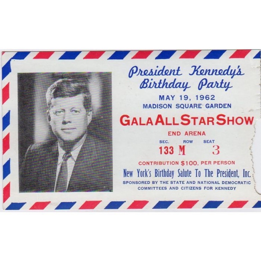 Ο Τζον Κένεντι, η Μέριλιν Μονρόε και το "Happy Birthday Mr. President"