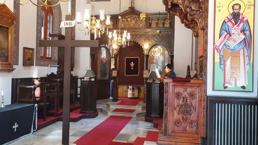 Μοναδικό έθιμο των Ελλήνων της Πόλης: Η περιφορά του Επιταφίου στο κοιμητήριο στο Σισλί 