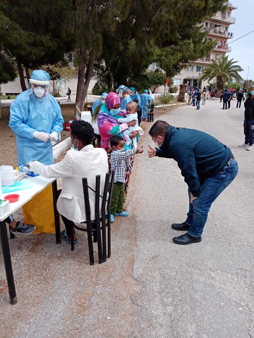 Κρούσμα κορωνοϊού σε ξενοδοχείο με μετανάστες στο Κρανίδι - Επιτόπου Χαρδαλιάς, Τσιόδρας, Μηταράκης
