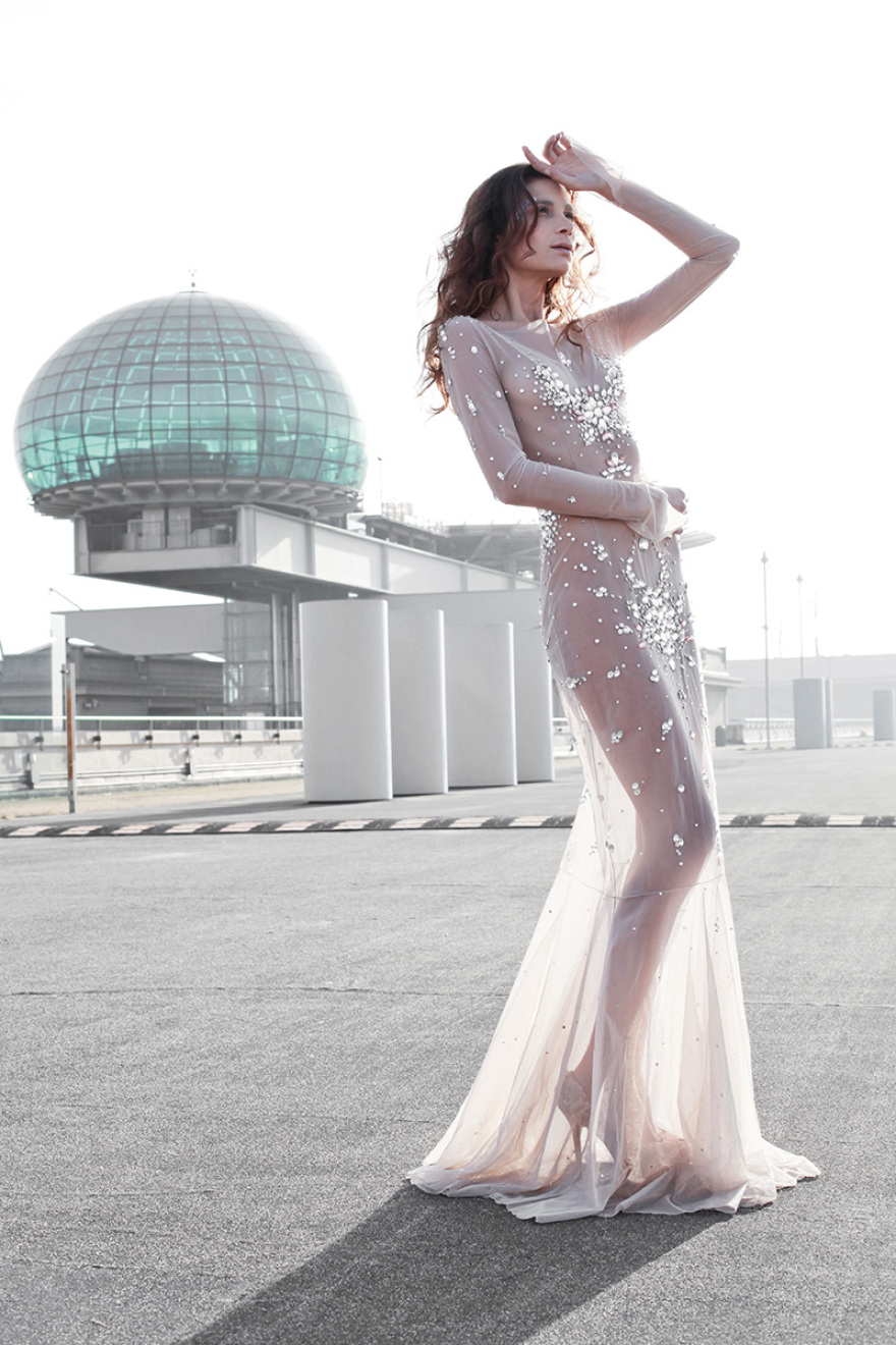  COVID-19: Δέκα μοντέλα περιγράφουν τις μέρες του από διάφορες γωνιές του πλανήτη