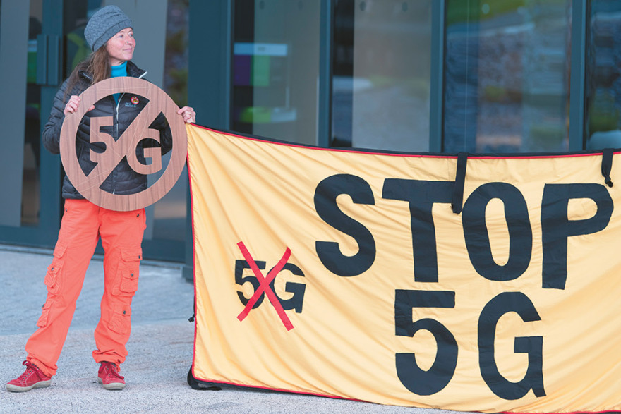 Ιστορίες συνωμοσίας: Ο κορωνοϊός ανακάλυψε πρώτος το 5G