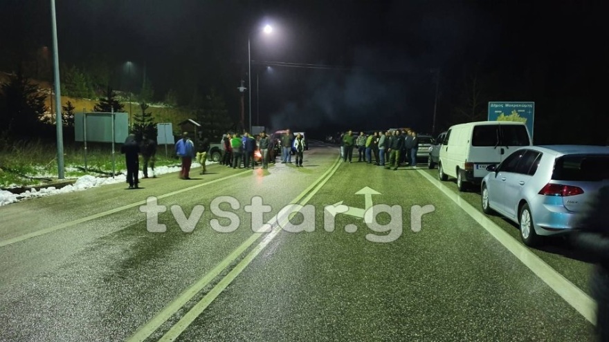 Συγκέντρωση διαμαρτυρίας στο Καρπενήσι για τη φιλοξενία προσφύγων!