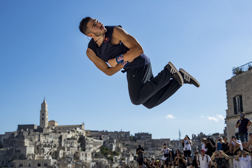 Δημήτρης Κυρσανίδης: «Οι αθλητές του Parkour ποτέ δεν είχαμε τη στήριξη της πολιτείας»