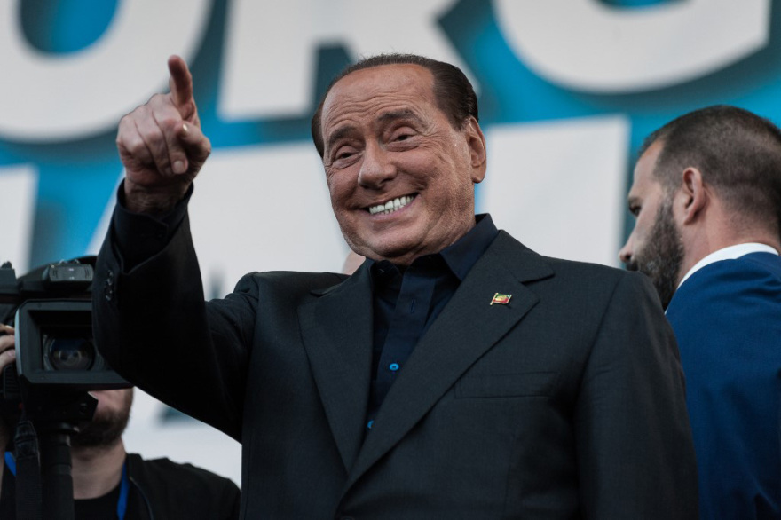 Μπότοξ και νυστέρι: Από τον Τραμπ μέχρι τον Μάσκ, τον Μπέζος και τον Μπερλουσκόνι