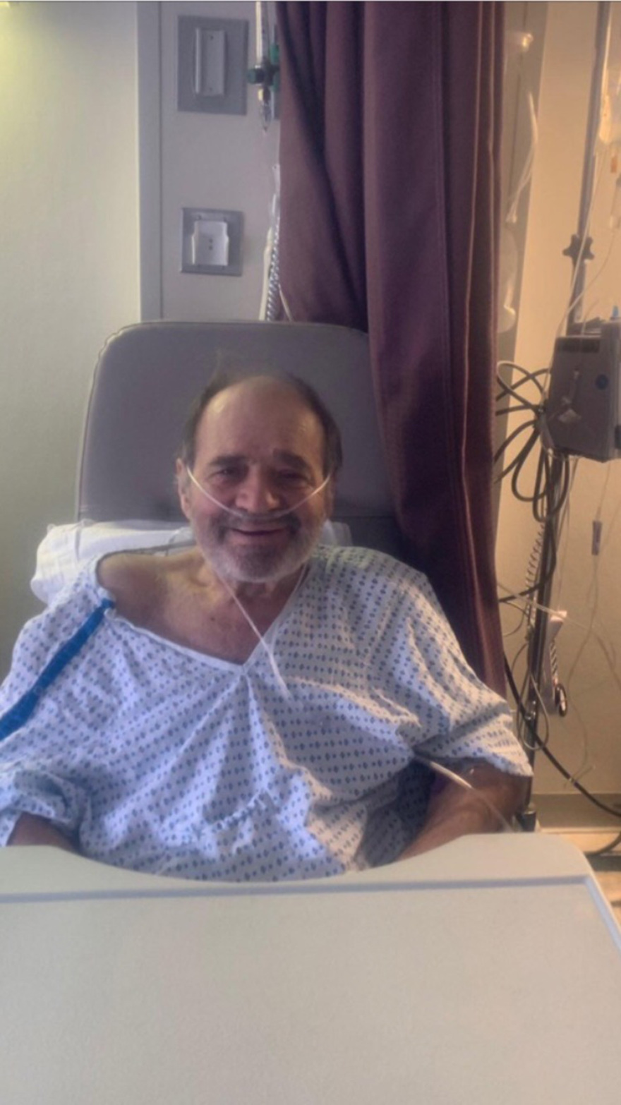 Κορωνοϊός - Έλληνας που ζει στην Αμερική και βγήκε από την Εντατική μιλά στο protothema.gr