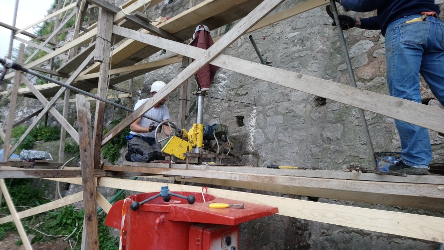 Ακρόπολη: Στα τέλη Ιουλίου θα λειτουργήσει ο νέος ανελκυστήρας