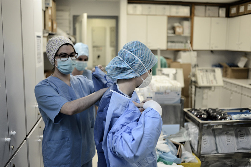 Ευαγγελισμός: Οι ήρωες της πρώτης γραμμής της μάχης με τον κορωνοϊό - Δείτε φωτογραφίες