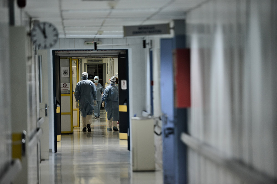 Ευαγγελισμός: Οι ήρωες της πρώτης γραμμής της μάχης με τον κορωνοϊό - Δείτε φωτογραφίες