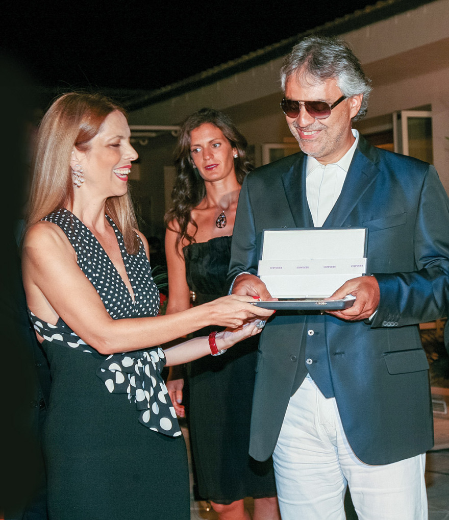 Αντρέα Μποτσέλι: «Στην καραντίνα ένιωσα έντονα τη ζεστασιά της οικογένειας»