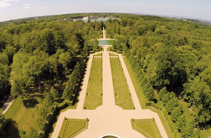 Ο πύργος του πρίγκιπα της Σαουδικής Αραβίας στη Γαλλία, κάνει το Μπάκιγχαμ να ωχριά