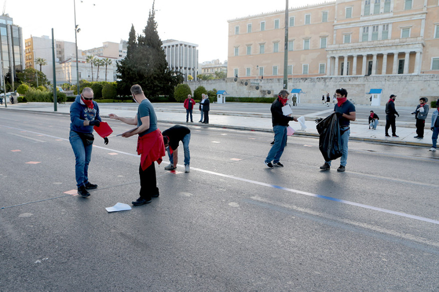 ΠΑΜΕ - Πρωτομαγιά: Με τη... μεζούρα η συγκέντρωση στο Σύνταγμα