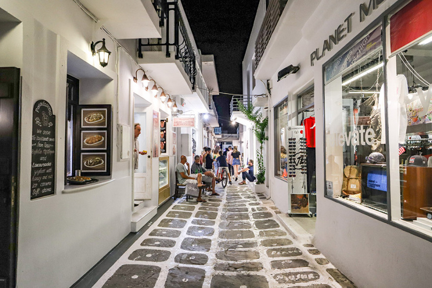 Κορωνοϊός: Το τέλος των πάρτι στα νησιά: Θα θυμίζει η Μύκονος... Γαύδο;