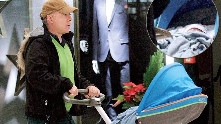 Φώτης Σεργουλόπουλος: Η ιστορία έρωτα (και αναρχίας) του πρώτου Έλληνα παρουσιαστή που έκανε «coming out»