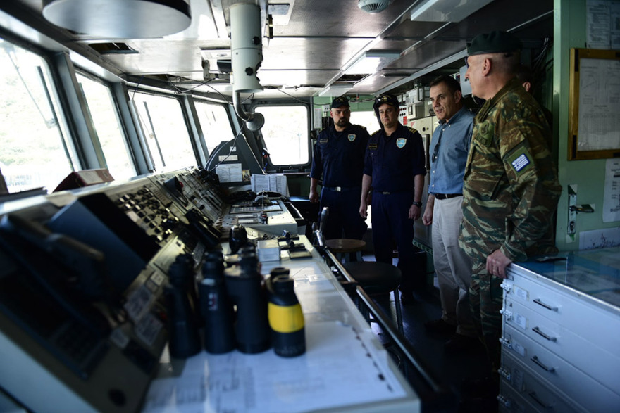 Ελληνοτουρκικά: Πού το πάει ο Ερντογάν μετά την παρενόχληση του ελικοπτέρου με τον υπουργό Άμυνας