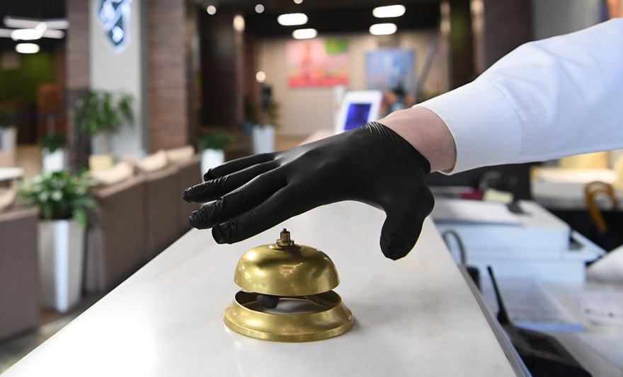 Καλοκαίρι-Τουρισμός: Η αγωνία της άδειας ξαπλώστρας