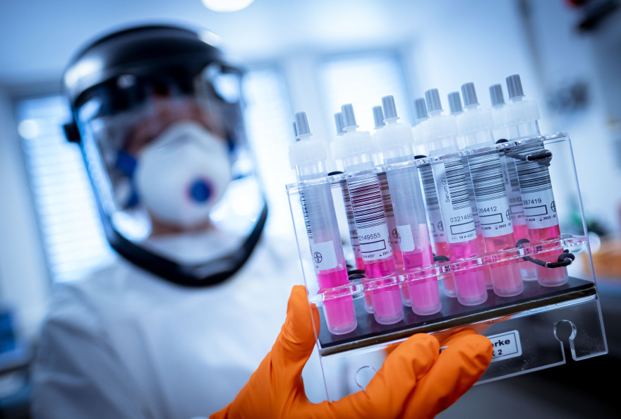 Κορωνοϊός: Νέες ελπίδες από αντισώματα που «κλείνουν την πόρτα»