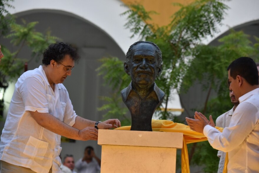 Ένα συγκλονιστικό γράμμα στον Γκαμπριέλ Γκαρσία Μάρκες: Πατέρα, αν ήσουν σήμερα εδώ... 