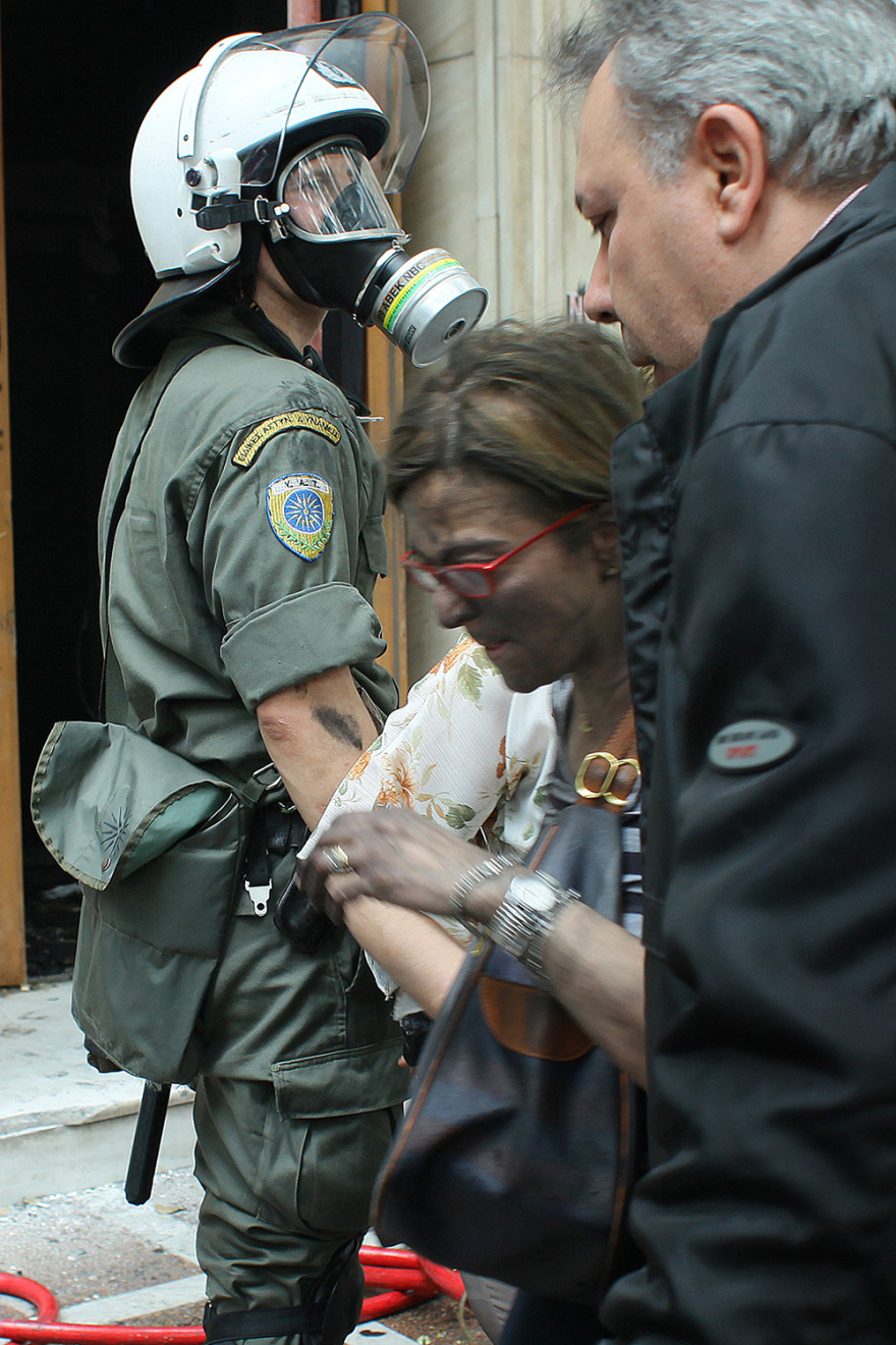 Η τραγωδία της Marfin σε 12 φωτογραφίες