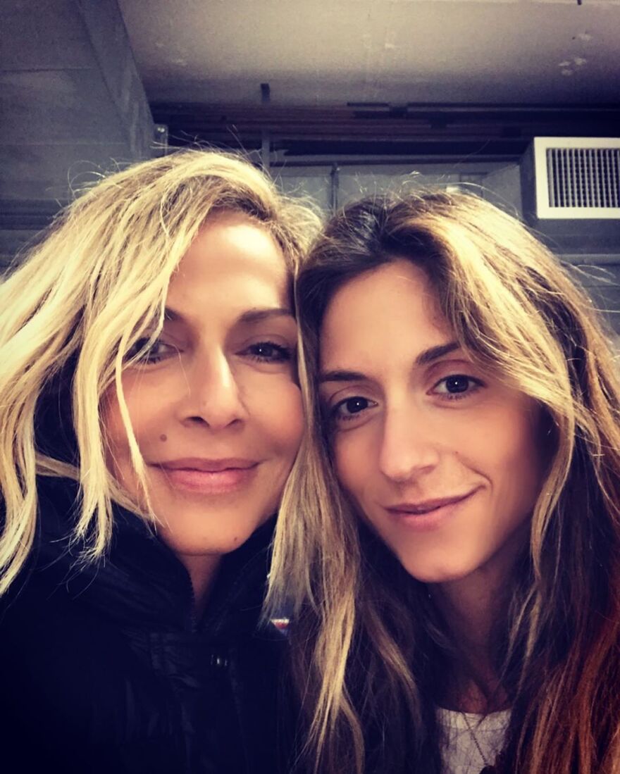 Γιορτή της μητέρας: Οι διάσημοι λένε «χρόνια πολλά» στις μαμάδες τους