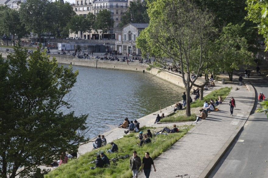 Άρση μέτρων: Τέλος το αλκοόλ στις όχθες του Σηκουάνα 