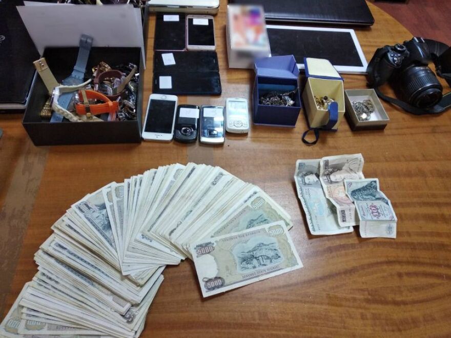 Εξαρθρώθηκε μεγάλη σπείρα διαρρηκτών: Είχαν κλέψει τουλάχιστον 31 σπίτια στην Αττική 