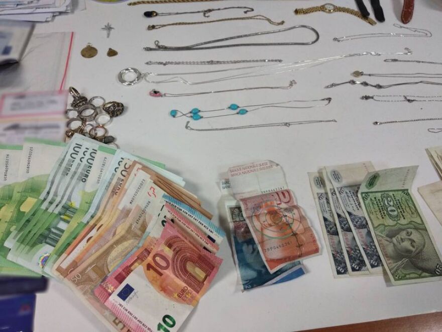 Εξαρθρώθηκε μεγάλη σπείρα διαρρηκτών: Είχαν κλέψει τουλάχιστον 31 σπίτια στην Αττική 