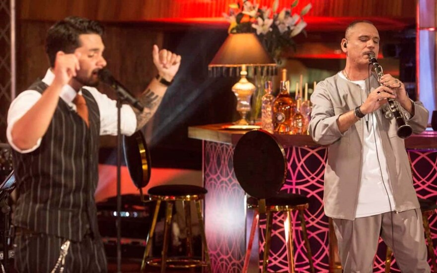 MEGA: Στο σπίτι με τις «Μέλιsses» - Backstage φωτογραφίες από το μεγάλο πάρτι 