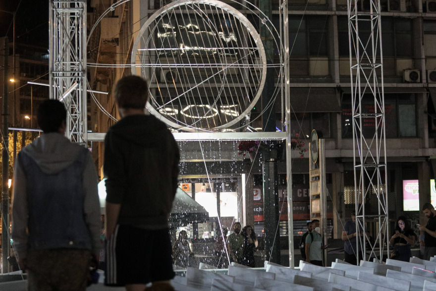 Αθήνα: Η Ομόνοια έχει πάλι το συντριβάνι της