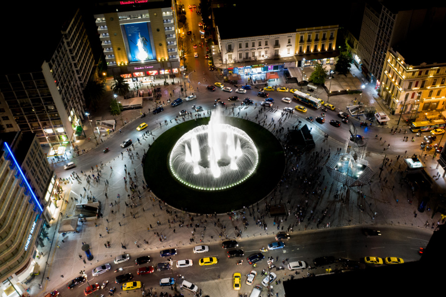 Αθήνα: Η Ομόνοια έχει πάλι το συντριβάνι της
