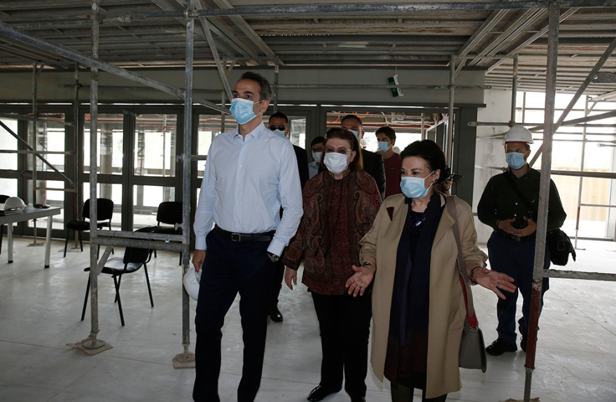 Κυριάκος Μητσοτάκης: Στο εργοτάξιο της Εθνικής Πινακοθήκης ο πρωθυπουργός