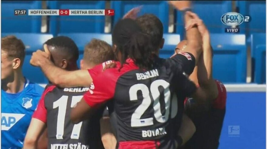 Χοφενχάιμ-Χέρτα - Ποιο social distancing; Oι παίκτες φιλήθηκαν στο γκολ