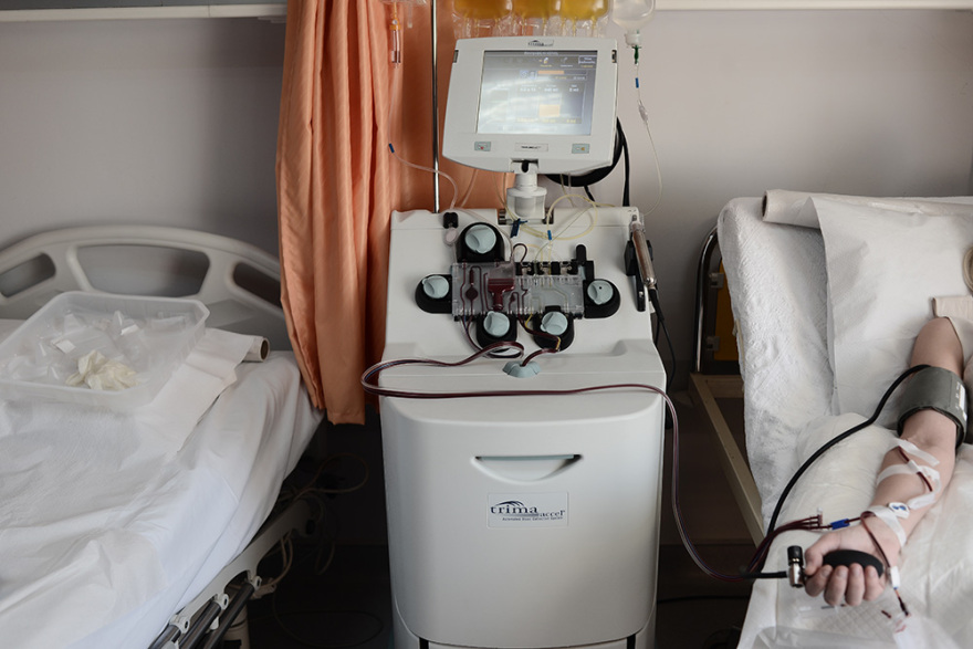 Κορωνοϊός: Ξεκίνησε η θεραπευτική χορήγηση πλάσματος σε Έλληνες ασθενείς - Επτά δότες μιλούν στο protothema.gr