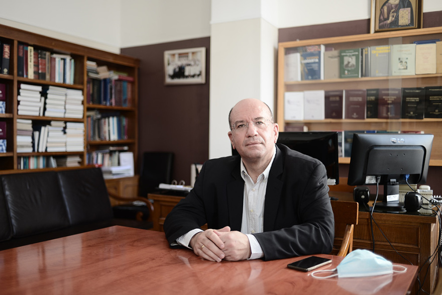 Κορωνοϊός: Ξεκίνησε η θεραπευτική χορήγηση πλάσματος σε Έλληνες ασθενείς - Επτά δότες μιλούν στο protothema.gr