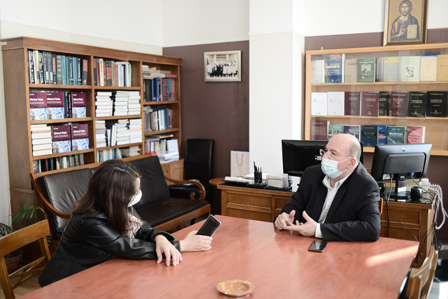 Κορωνοϊός: Ξεκίνησε η θεραπευτική χορήγηση πλάσματος σε Έλληνες ασθενείς - Επτά δότες μιλούν στο protothema.gr