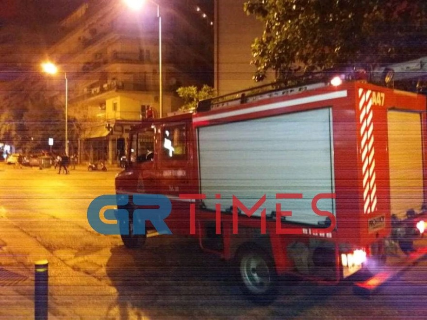 Καταδρομική επίθεση αντιεξουσιαστών - Επεισόδια και μολότοφ στη Θεσσαλονίκη