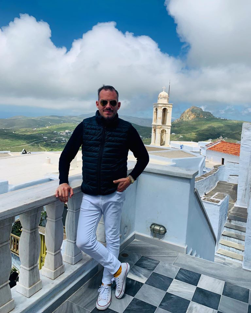 Αναστάσης Δαφνής: Πώς έφυγε στα 30 του χρόνια ο γελαστός δημοσιογράφος 